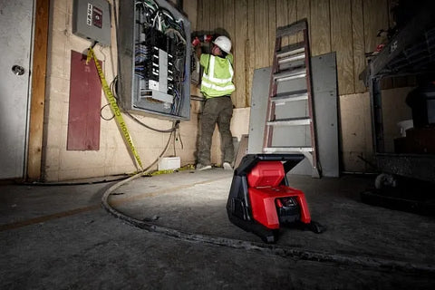 Milwaukee 2366-20 M18 ROVER Dual Power Flood Light
