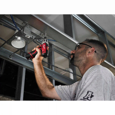 Milwaukee 2401-22 M12 Lithium-Ion 12V 1/4" Hex Screwdriver Kit