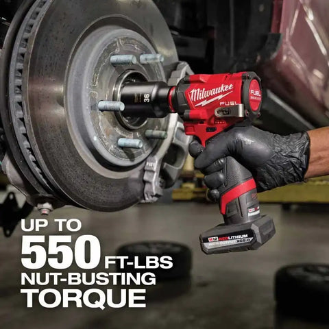 Milwaukee 2563-20 M12 FUEL Stubby 1/2" Impact Wrench