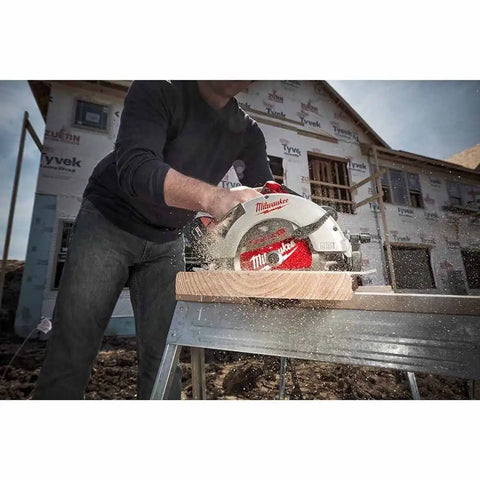 Milwaukee 2631-20 M18 Brushless 7-1/4" Circular Saw Bare Tool