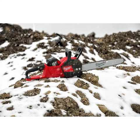 Milwaukee 2727-80 M18 FUEL 16" Cordless Chainsaw Tool Only (Reconditioned)