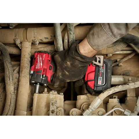 Milwaukee 2855-22R M18 FUEL 1/2 " Compact Impact Wrench w/ Friction Ring Kit