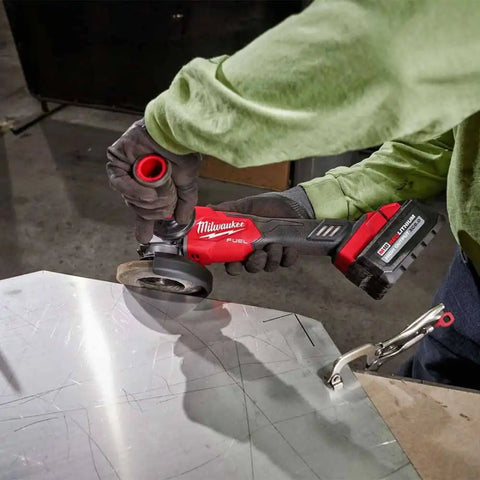Milwaukee 2889-20 M18 FUEL™ 4-1/2" / 5" Variable Speed Braking Grinder, Slide Switch Lock-On