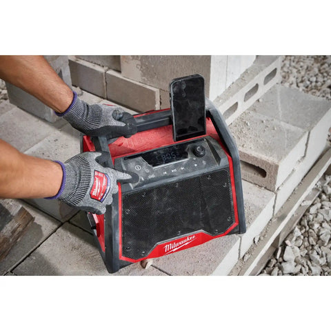 Milwaukee 2956-20 M18 Bluetooth Jobsite Radio and Charger with AUDIO-LINK and USB-C