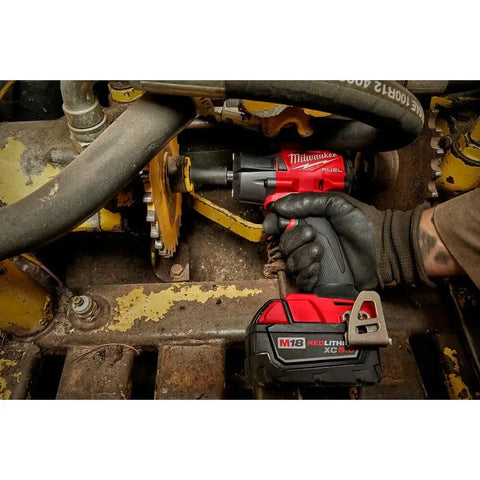 Milwaukee 2962-80 M18 FUEL™ 1/2" Mid-Torque Impact Wrench w/ Friction Ring Bare Tool (Reconditioned)